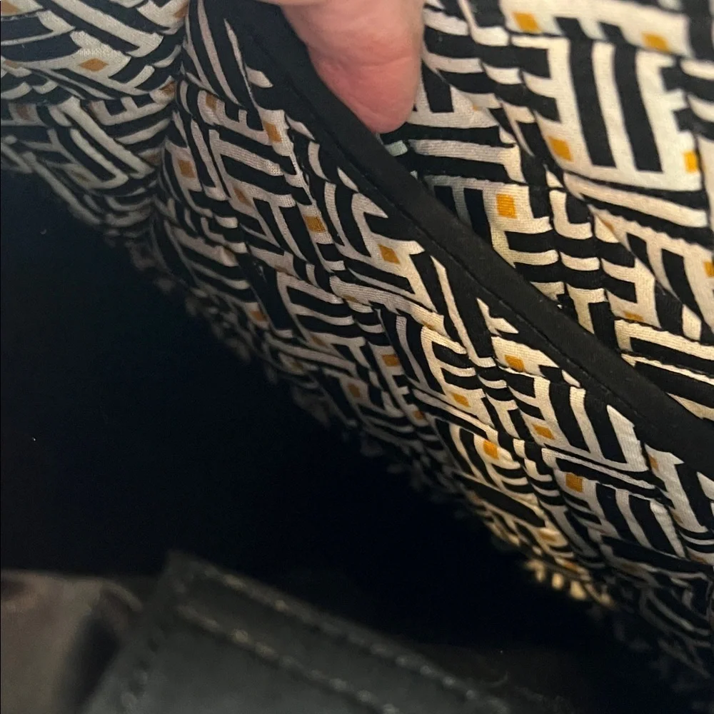 Black Vera Bradley  Quilted Tote Bag - Picture 7 of 8
